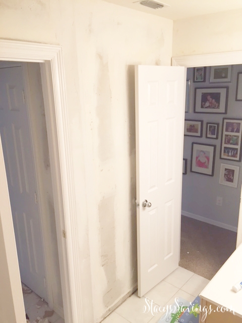 kids-bathroom-before