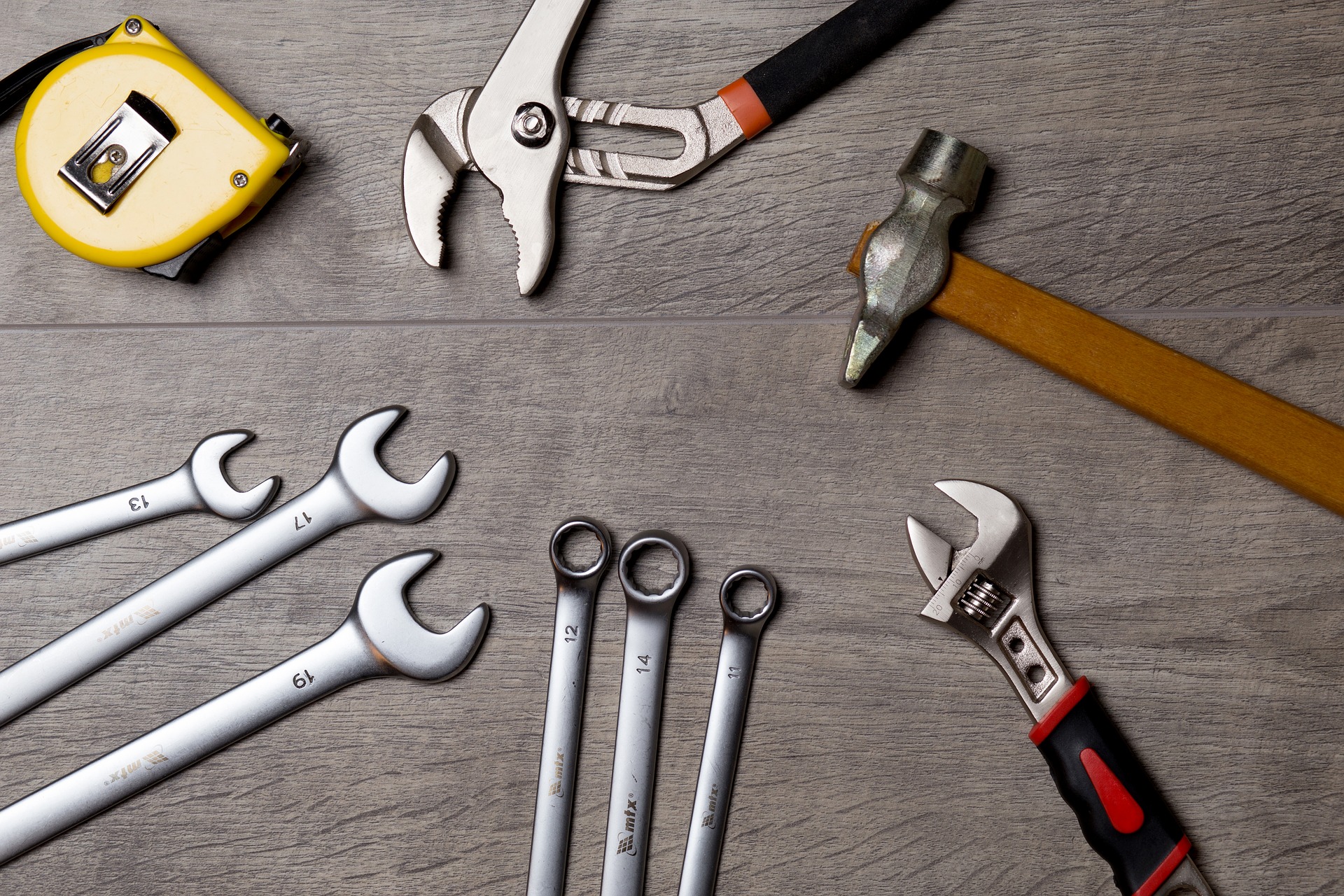 Do It Yourself and save money! Easy, Actionable tips to save you money every day.