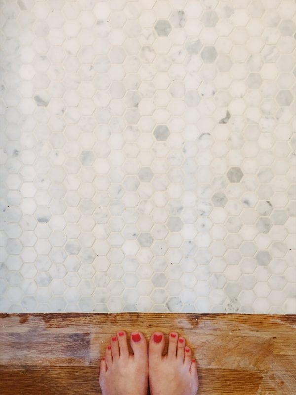 Guest Bathroom new hexagon marble floors