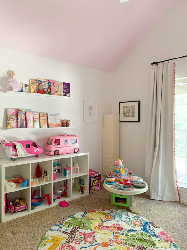 girls room barbie apartment