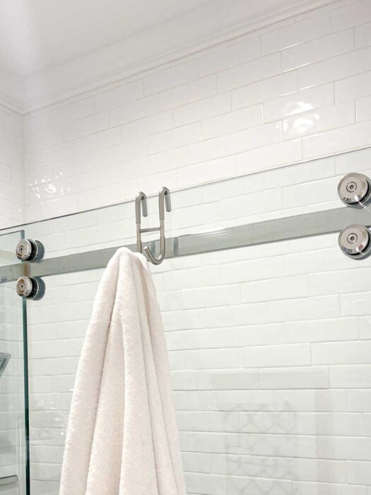 This metal shower hook 2-pack is one of my favorite things from 2022! Plus its budget friendly! See why on the blog!