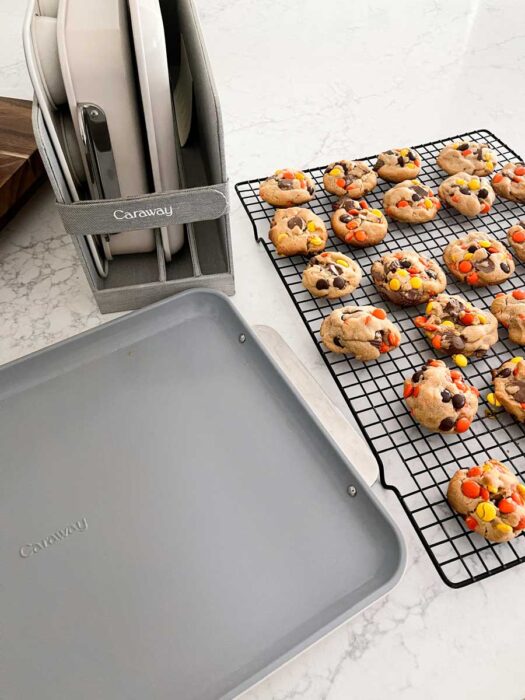 My Caraway Home Bakeware is one of my favorite things from 2022! See why on the blog!